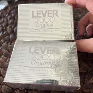2 Vintage 1999 Lever 2000 Original Bar Soaps Individually Sealed 4.5 Oz